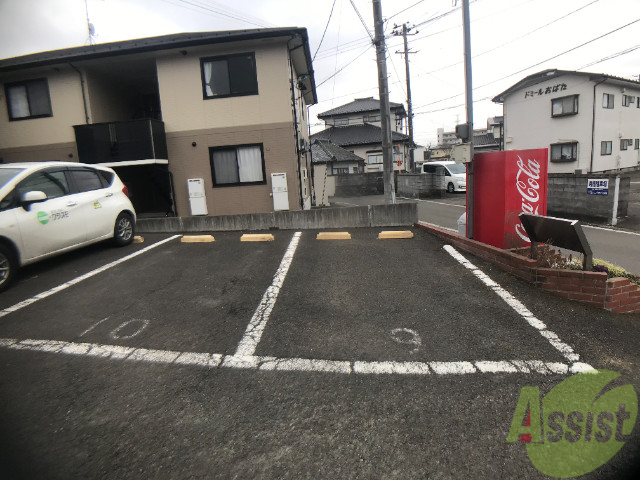 【多賀城市八幡のアパートの駐車場】