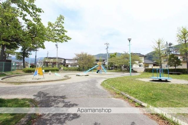 その他　泉園公園（その他）まで688m