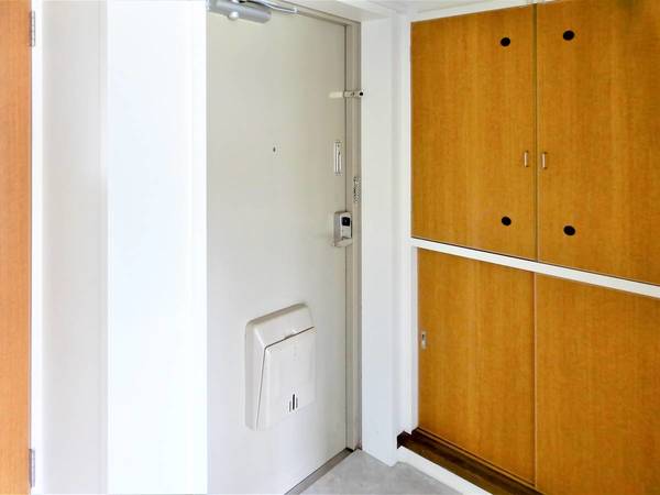 玄関　ビレッジハウスの同一物件・同一タイプの間取りの写真です