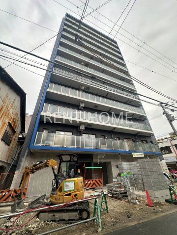 【大阪市生野区新今里のマンションの建物外観】