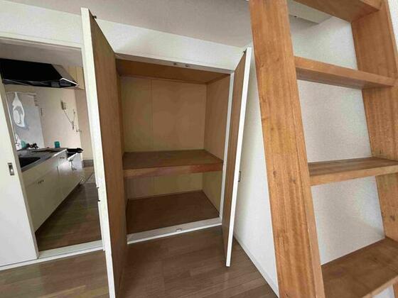 メゾンレローファレーの内装写真