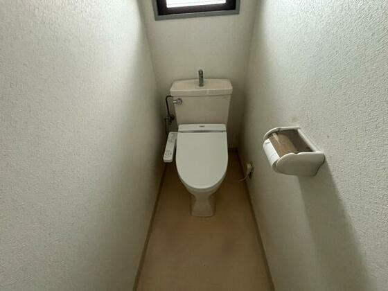 近鉄南大阪線 河堀口駅 徒歩6分 4階建 築34年のトイレ写真