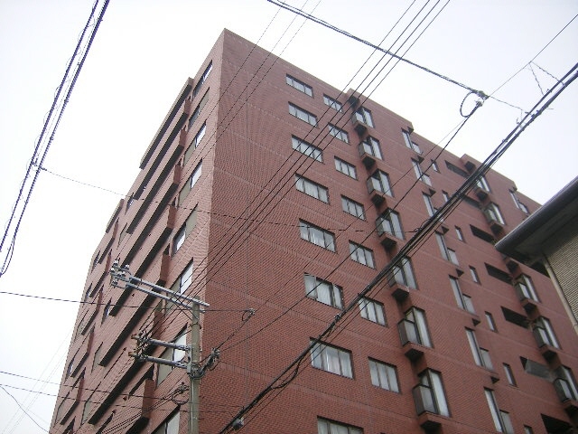 【芦屋市南宮町のマンションの建物外観】