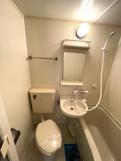 洗面設備　※他部屋の写真です。