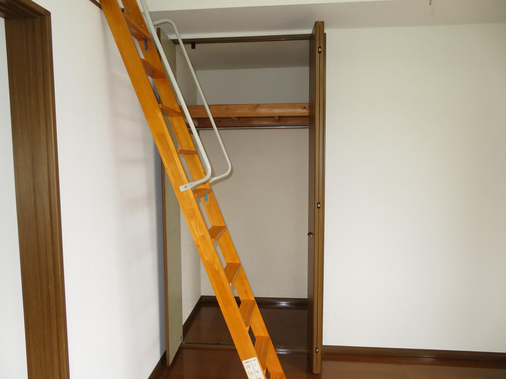 収納　クローゼット