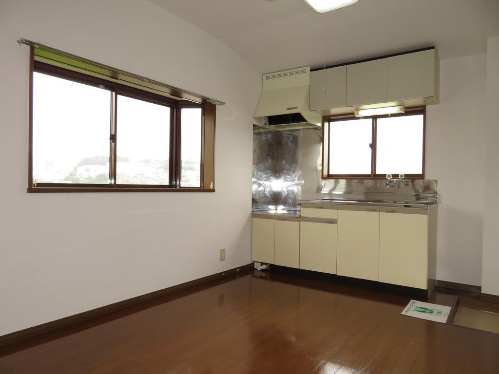 キッチン　広々キッチン