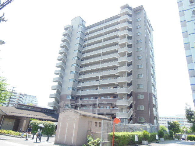 【大阪市住之江区新北島のマンションの建物外観】