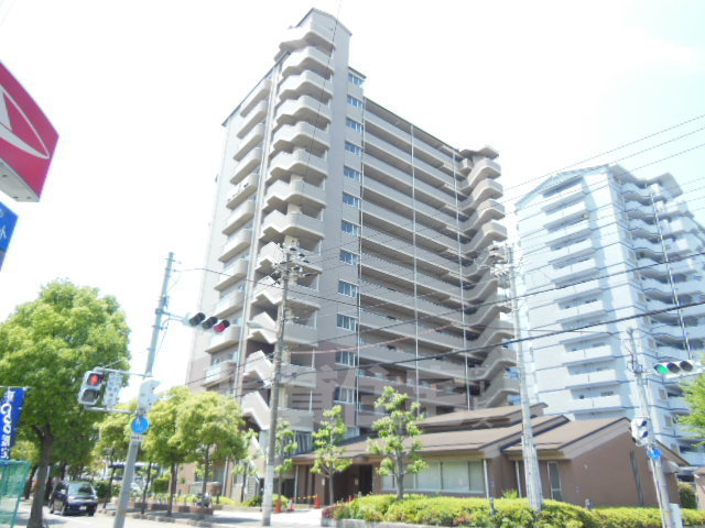 【大阪市住之江区新北島のマンションの建物外観】