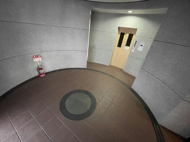 エントランス　エントランス部分