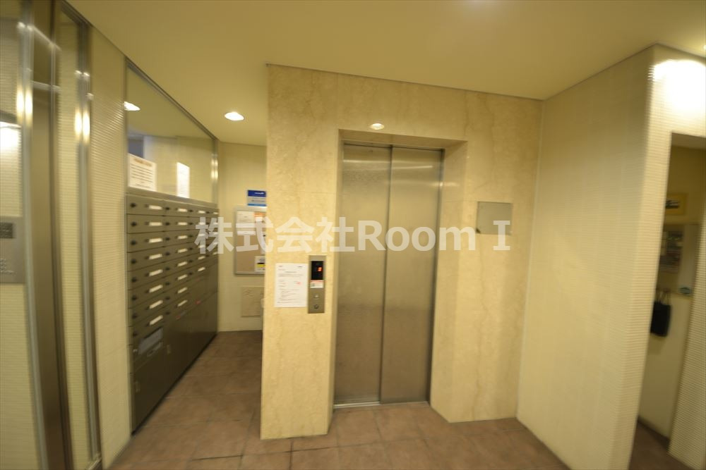 ロビー　落ち着いたロビーです