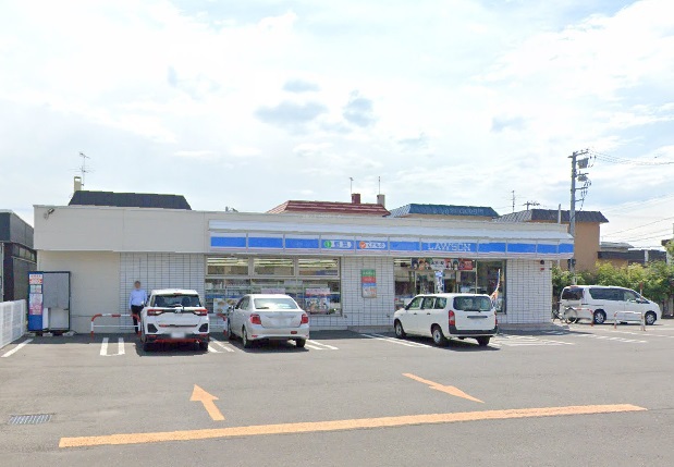 コンビニ　ローソン（コンビニ）まで750m