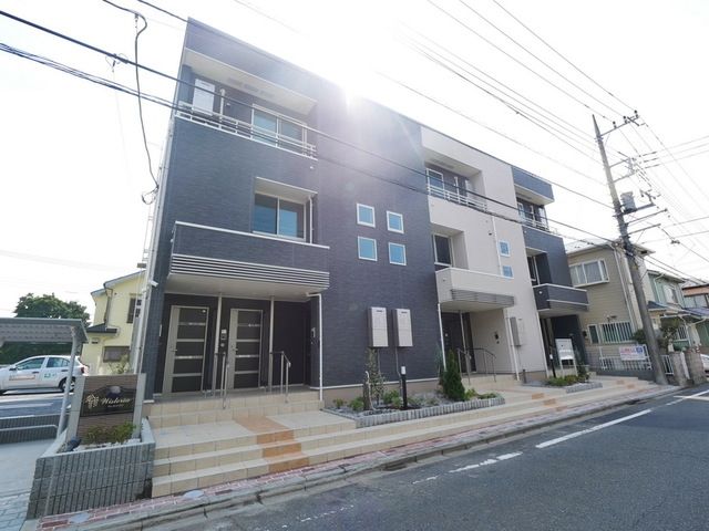 【相模原市南区当麻のアパートの建物外観】