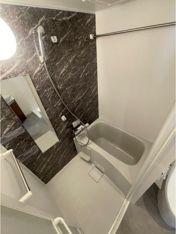 バス・シャワールーム　浴室乾燥機付き