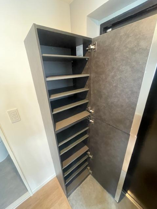 収納　シューズボックス