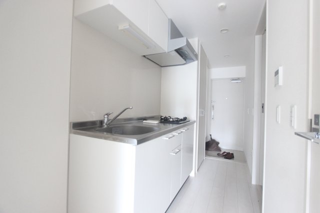 キッチン　同物件別号室のものです。