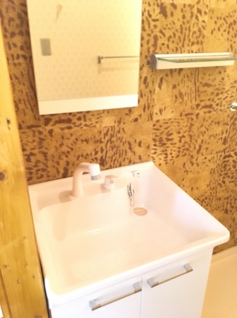 洗面設備　広い洗面スペース