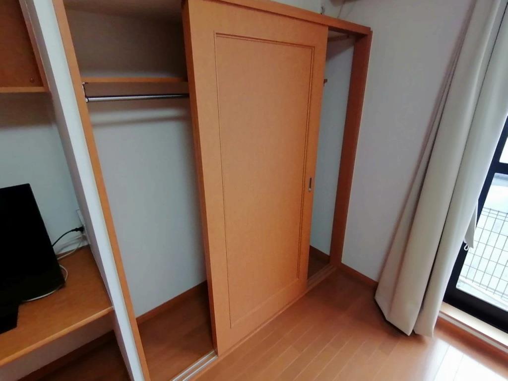収納　クローゼットが付いております。
