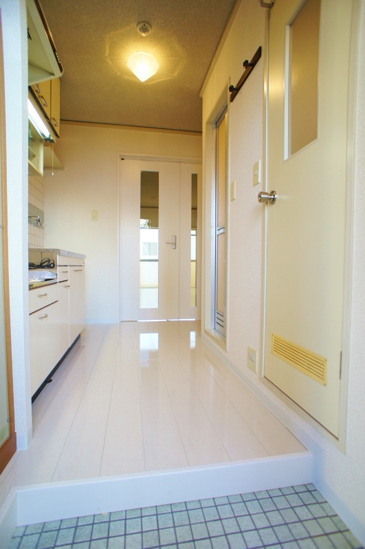 玄関　収納もある玄関です