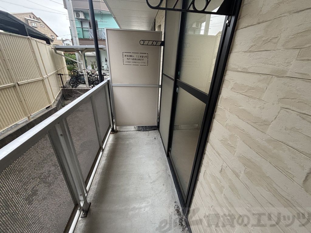 バルコニー　バルコニー