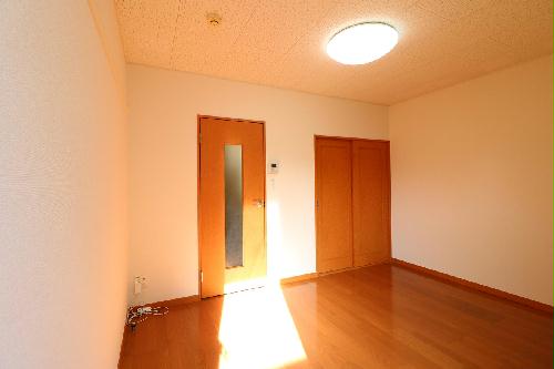 居室・リビング　家具家電設置をご希望の場合はご相談にのらせて頂きます。