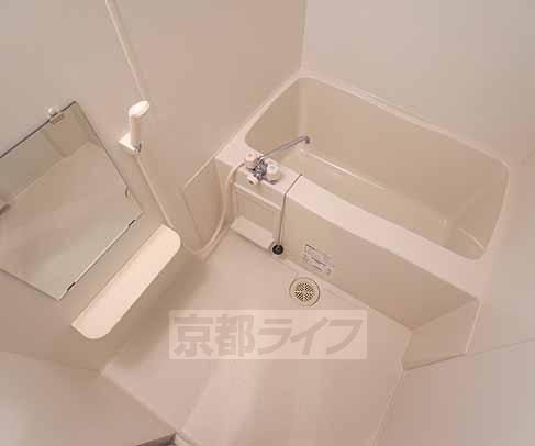 バス・シャワールーム　お風呂です。