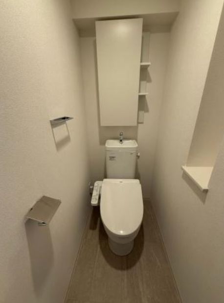 トイレ　別号室参考写真