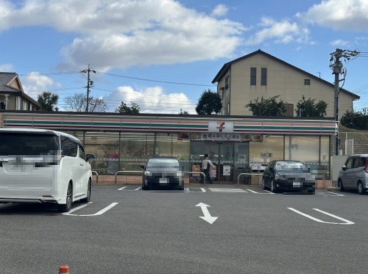 コンビニ　セブンイレブン 東郷町和合北蚊谷店（コンビニ）まで3785m