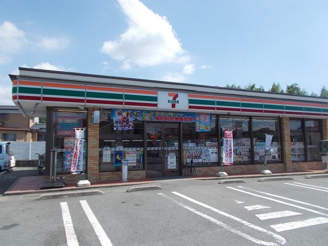 コンビニ　セブン-イレブン大牟田勝立店（コンビニ）まで1900m