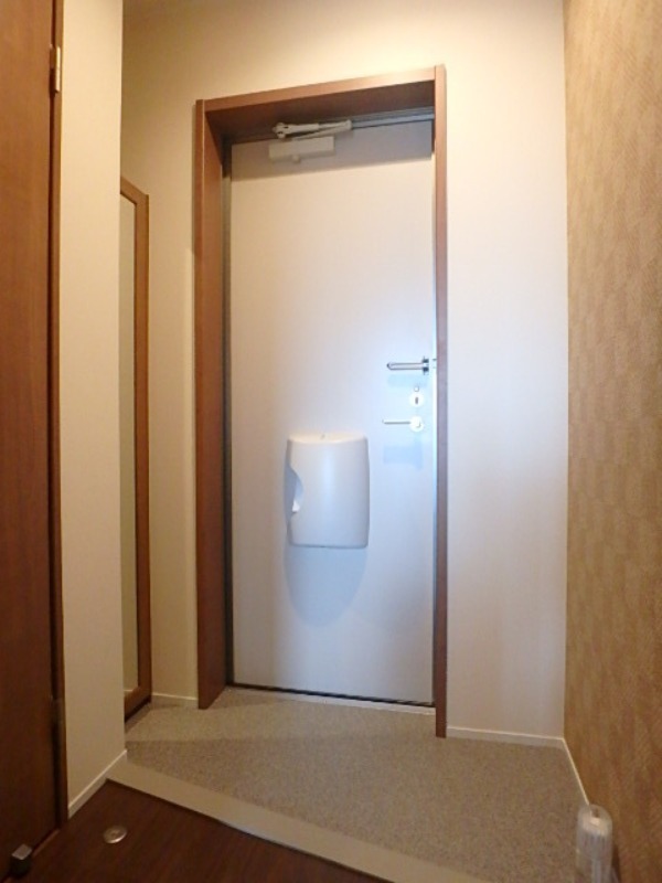 玄関　図面と現状に相違がある場合には現状を優先