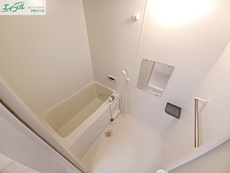 バス・シャワールーム　同型参考写真