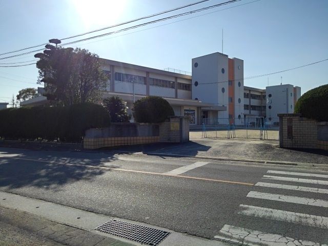 小学校　大刀洗町立　本郷小学校（小学校）まで600m