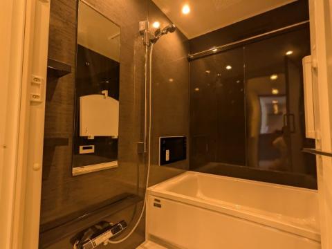 バス・シャワールーム　バス