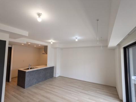 居室・リビング　室内