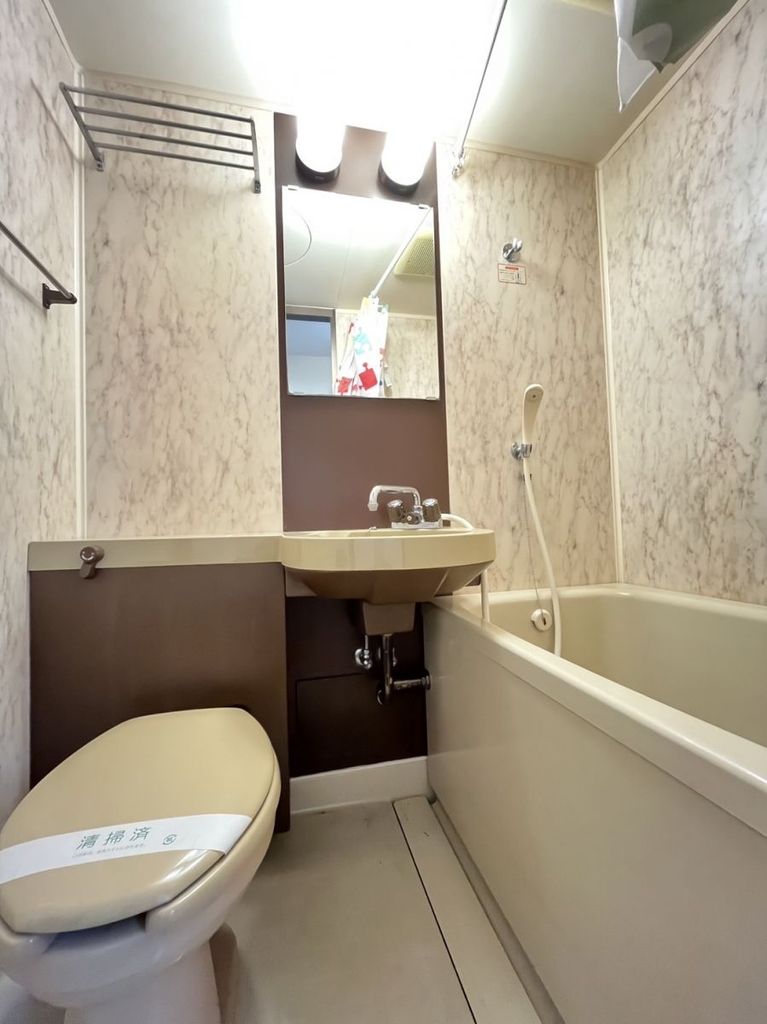 バス・シャワールーム　※代表タイプの写真のため実際と異なる場合がございます