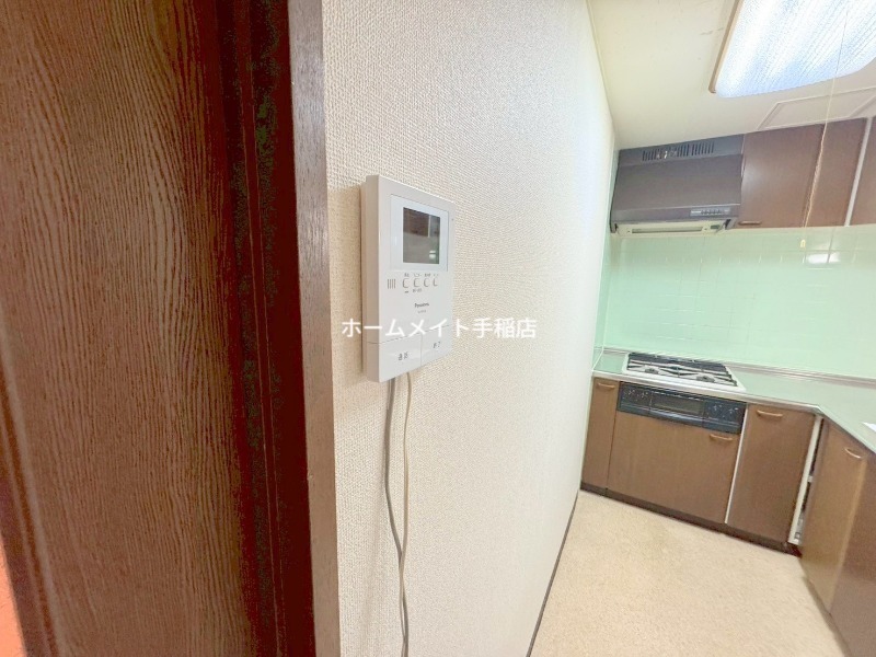 セキュリティ　モニター付きインターホンで安心です♪