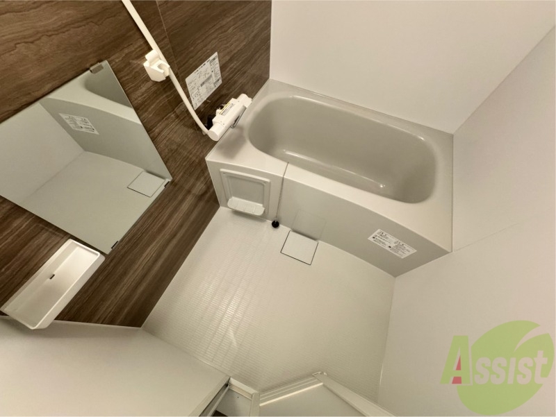 バス・シャワールーム　お風呂になります。一日の疲れを癒してくださいね。