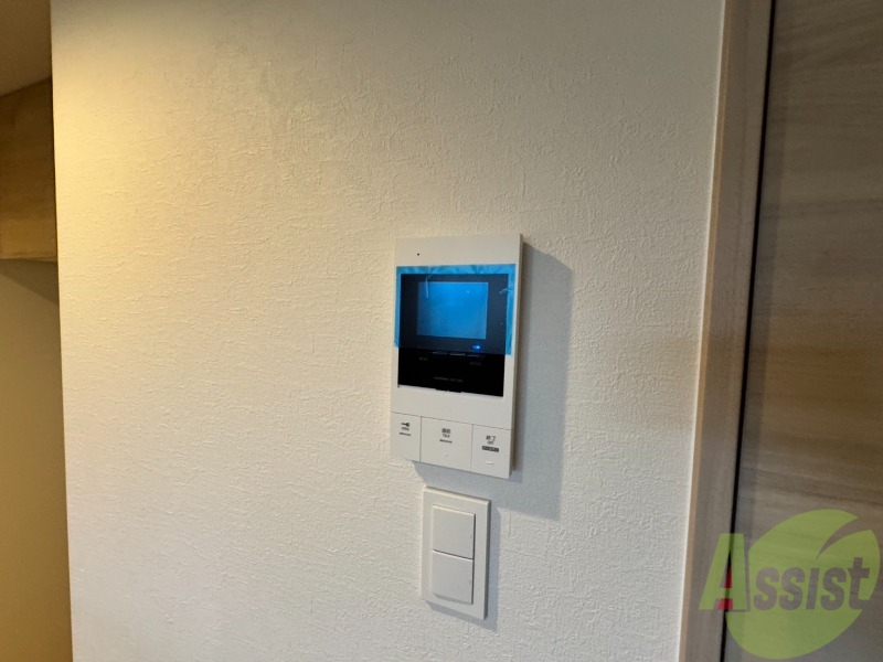 セキュリティ　ＴＶモニター付インターホンです。来客者の顔が見えるので安心！