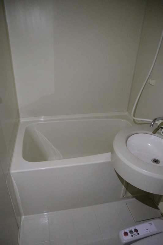 バス・シャワールーム　現況優先