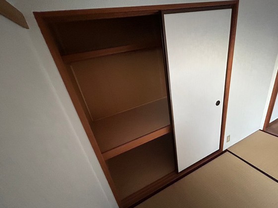 収納　※他の号室の写真になります。