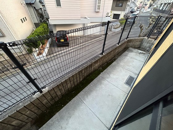 バルコニー　※他の号室の写真になります。