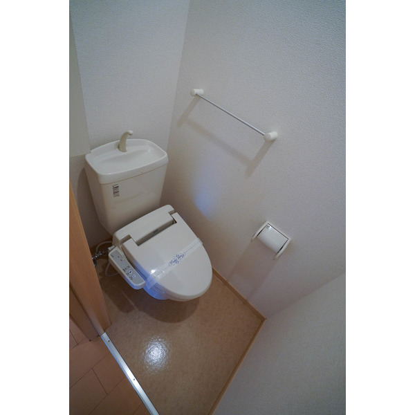 トイレ　同じ建物の別のお部屋