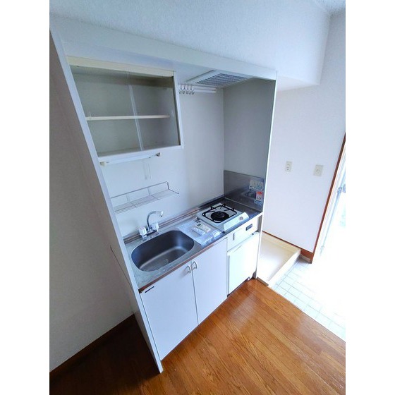 キッチン　コンロ１口備え付け