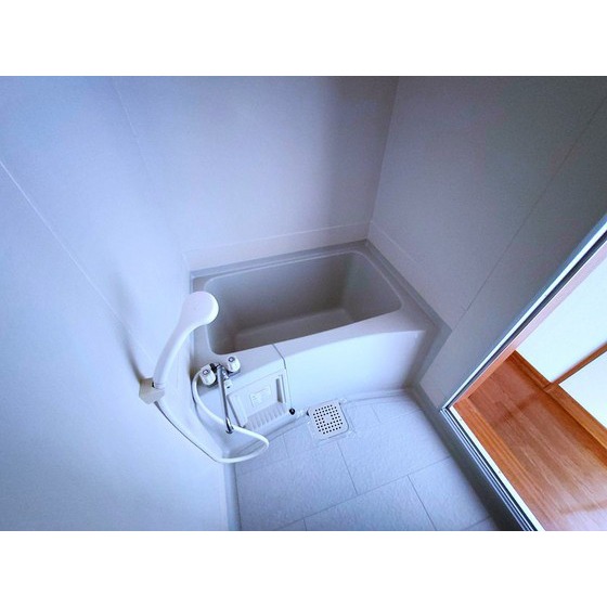 バス・シャワールーム　浴室