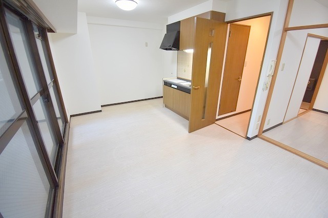 その他部屋・スペース　居間