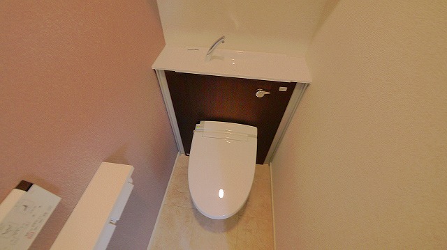 トイレ　トイレもきれいです