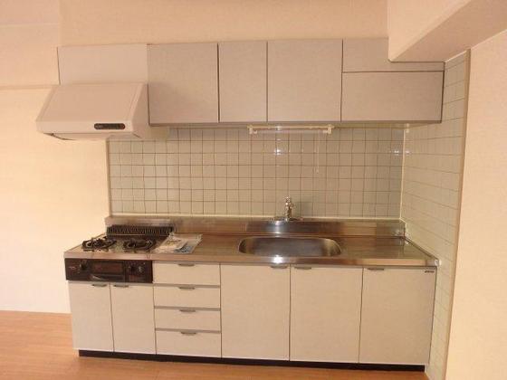 キッチン　※他号室の写真です