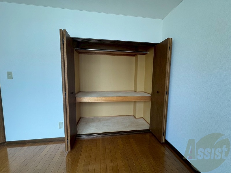 収納　こちらは収納です。物をしまう事ができますね！