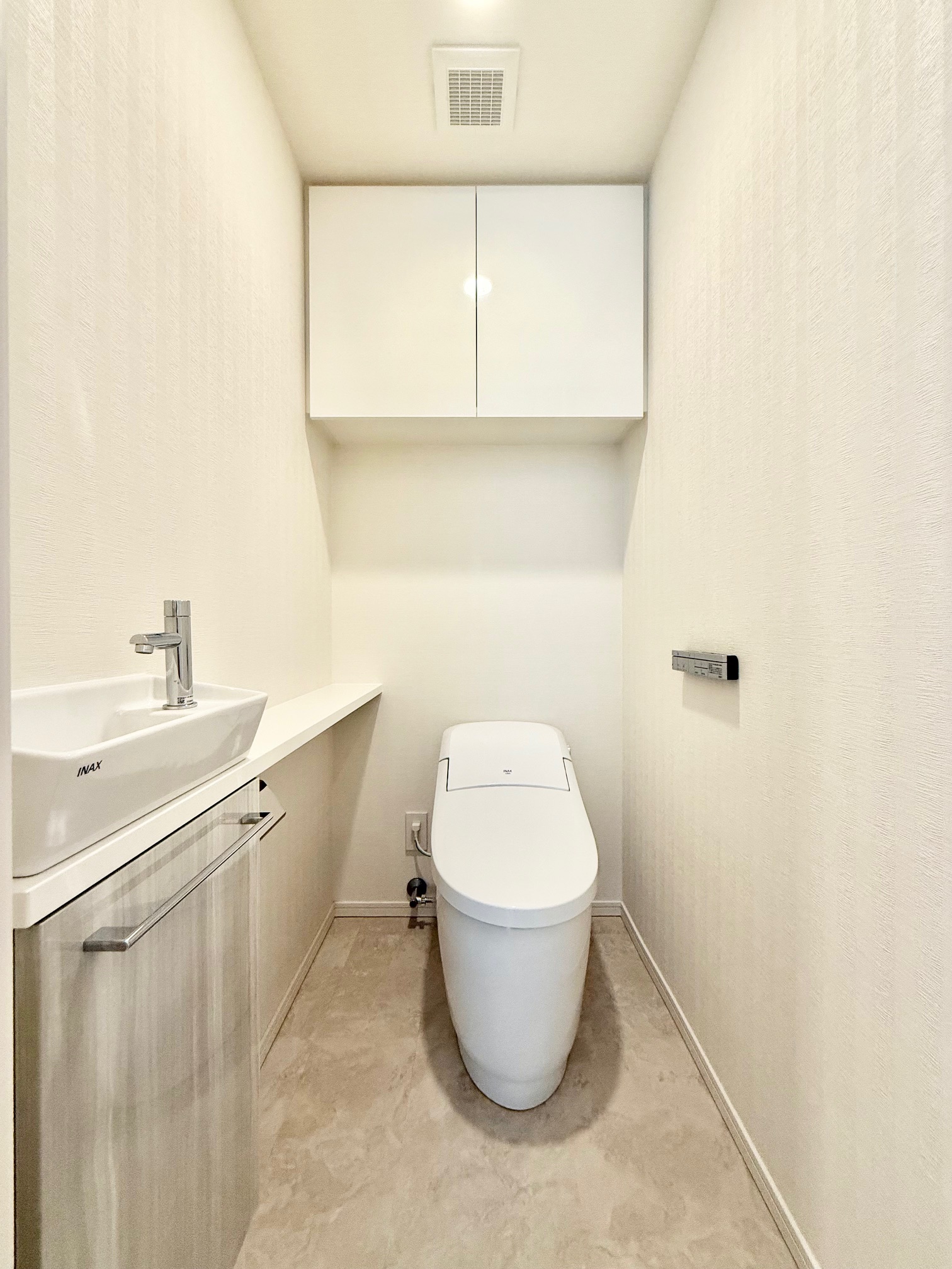 トイレ　手洗いカウンター付／高機能トイレ／新築未使用