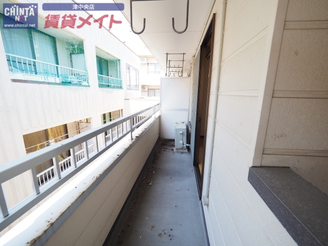 バルコニー　同型参考写真