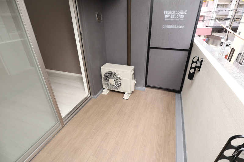 バルコニー　別号室の写真です。 現状優先となります。